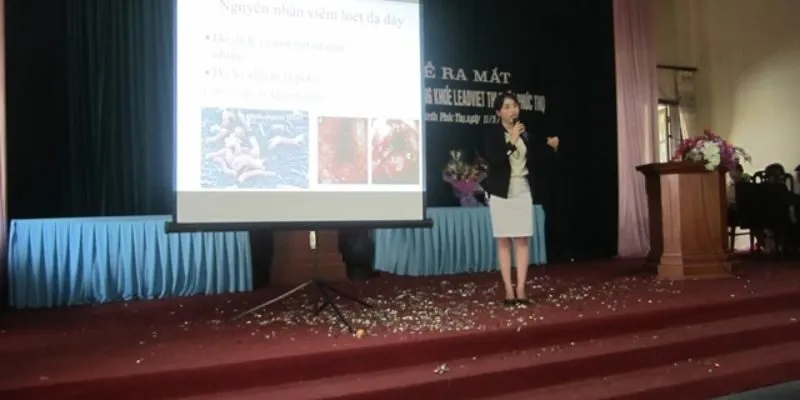 Chuyên gia cao cấp Đặng Vân chia sẻ về sản phẩm của câu lạc bộ Sống Khỏe LeadViet